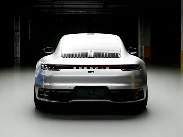 Porsche 911 — Фото автомобиля 6