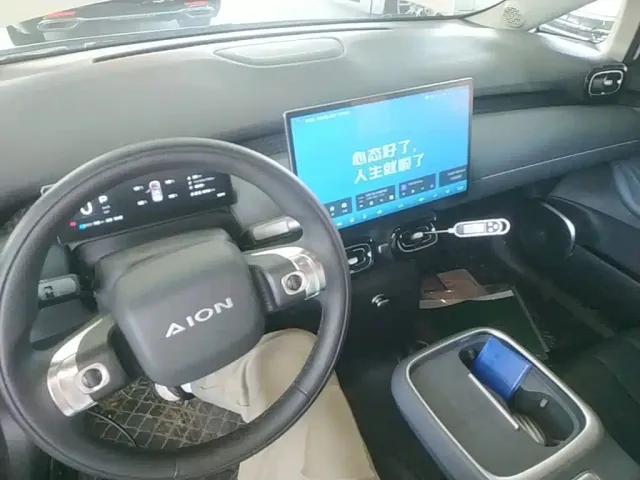 GAC Aion UT — Фото автомобиля 9