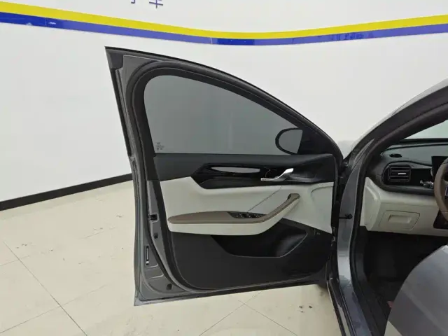 BYD Qin PLUS — Фото автомобиля 7