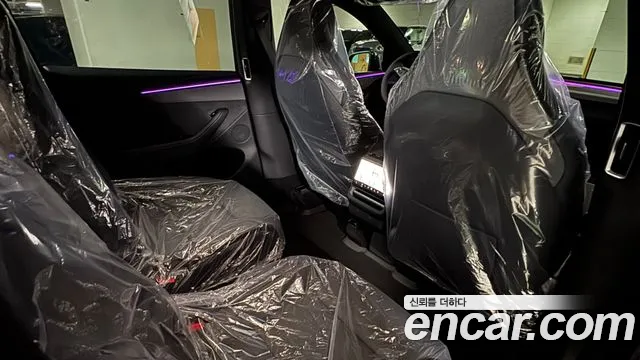 Tesla Model Y — Фото автомобиля 6