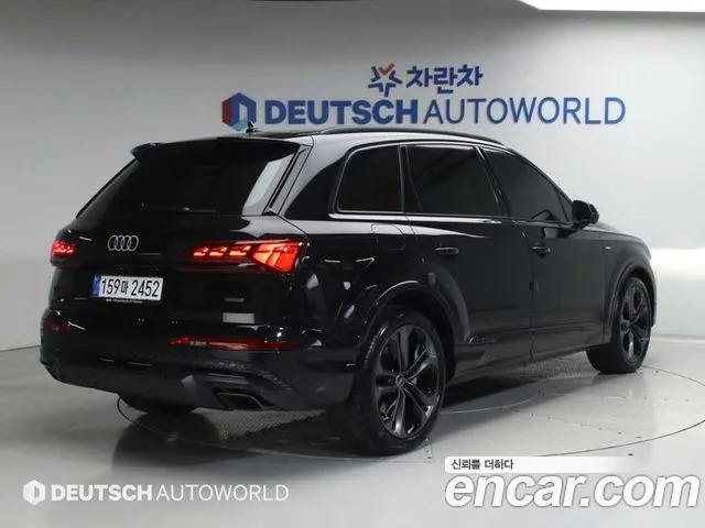 Audi Q7 55 TFSI quattro Premium — Фото автомобиля 2