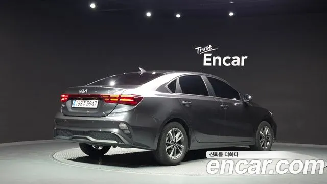 Kia K3 — Фото автомобиля 2