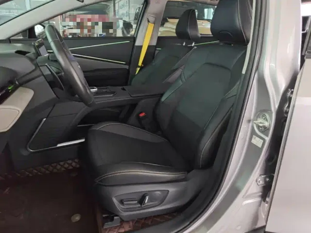 Toyota bZ5 — Фото автомобиля 14
