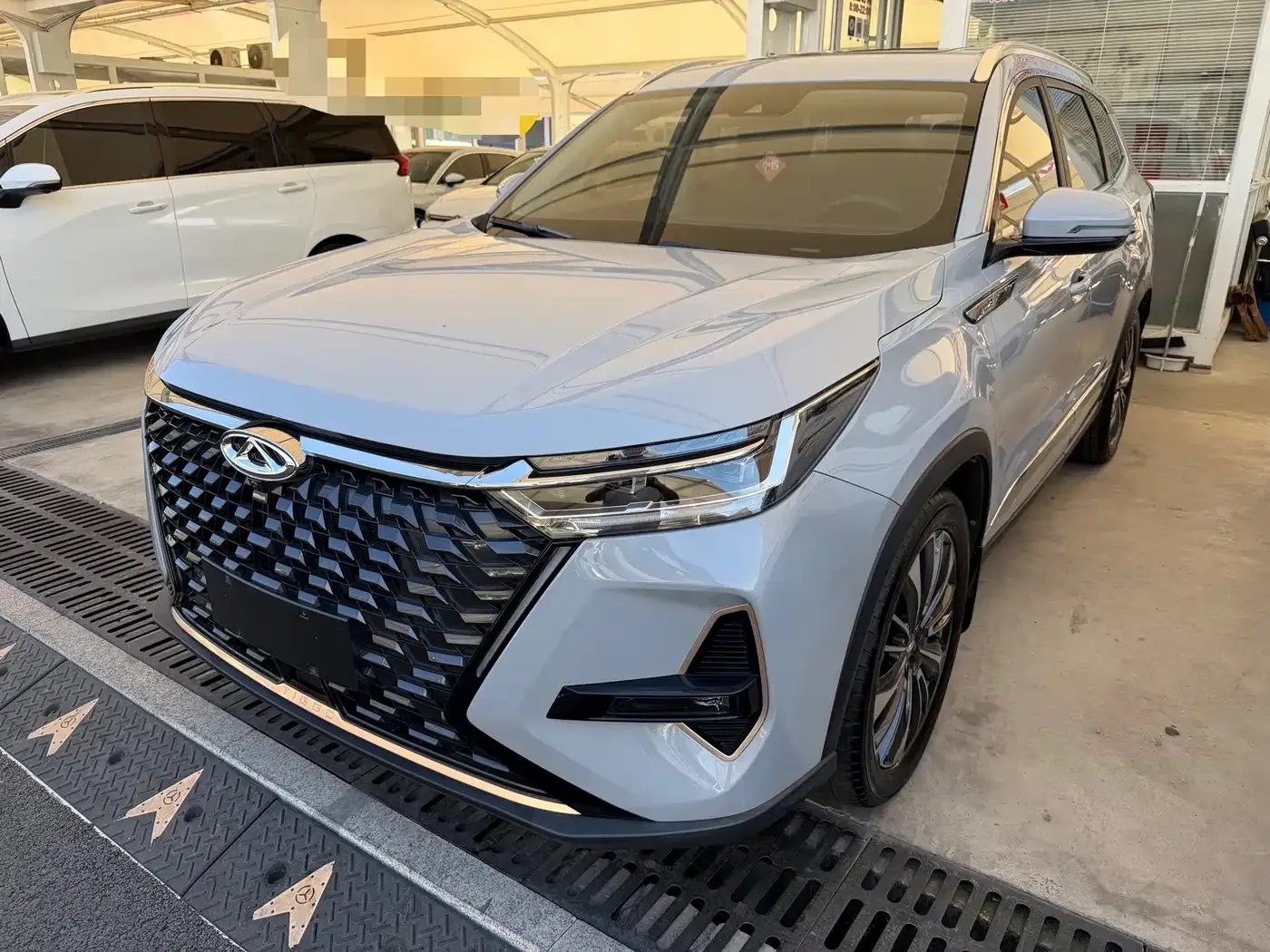 Фотография автомобиля — Chery Tiggo 8 PRO