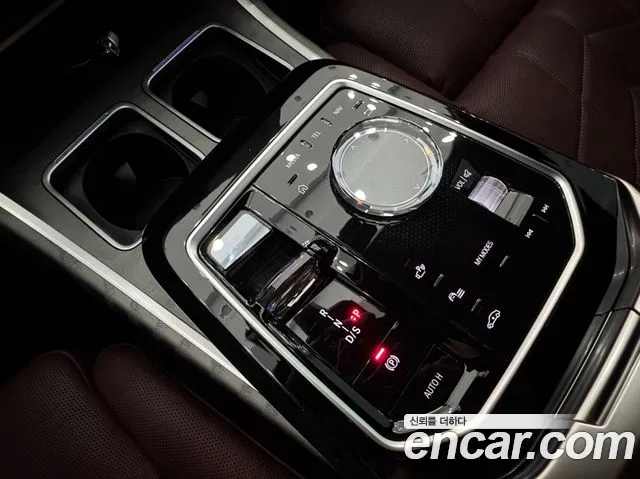 BMW 7-Series 7 серия (G70) 740i sDrive Design Pure Excellence — Фото автомобиля 8