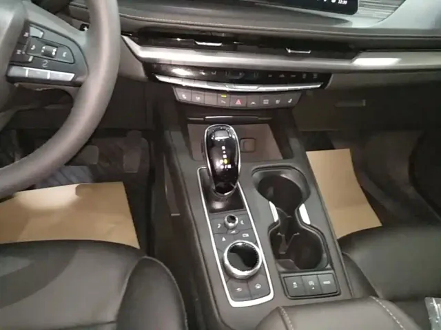 Cadillac XT4 — Фото автомобиля 13