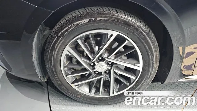 Hyundai Grandeur Grandeur (New) — Фото автомобиля 5
