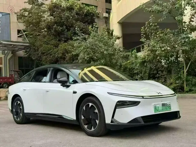 Xpeng P7+ — Фото автомобиля 3