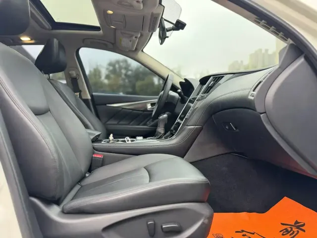 Infiniti Q50L — Фото автомобиля 9
