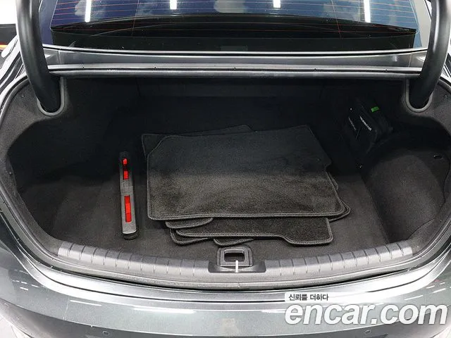 Hyundai Grandeur — Фото автомобиля 5