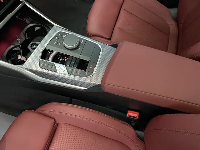 BMW 3 Series — Фото автомобиля 12