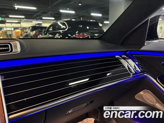 Mercedes-Benz S-Class — Фото автомобиля 11
