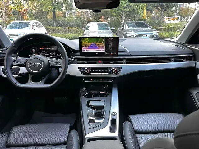 Audi A4L — Фото автомобиля 3