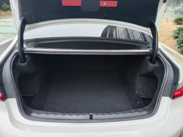 BMW 3 Series — Фото автомобиля 15