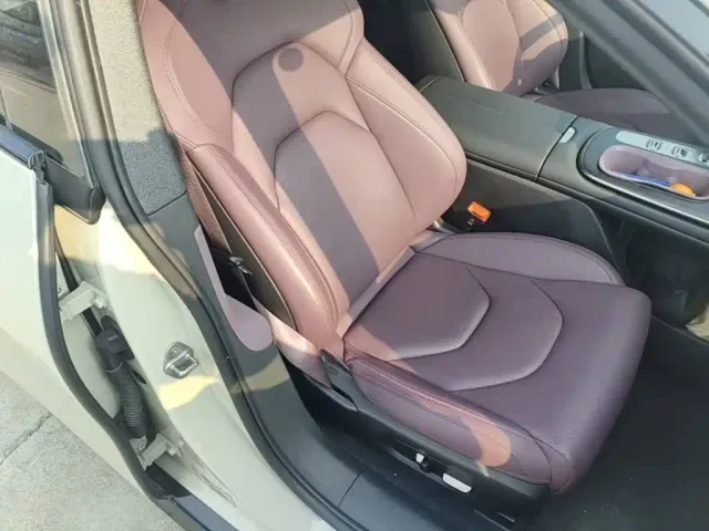 Xiaomi SU7 — Фото автомобиля 24
