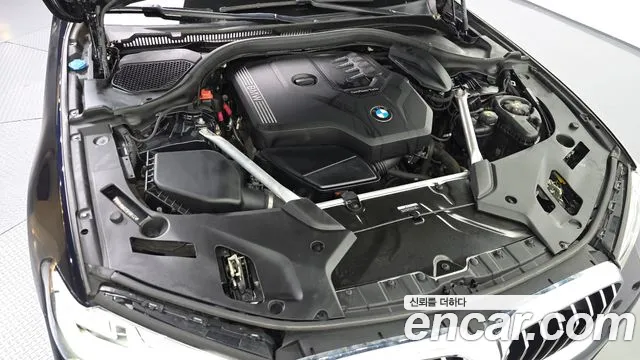 BMW 5 Series G30 — Фото автомобиля 9
