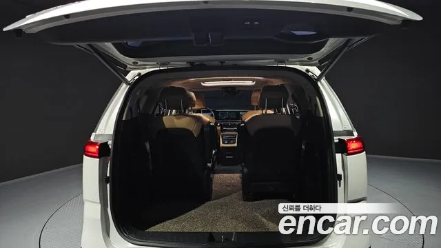 Kia Canival Carnival 4 поколение Дизель 9 мест Signature — Фото автомобиля 19