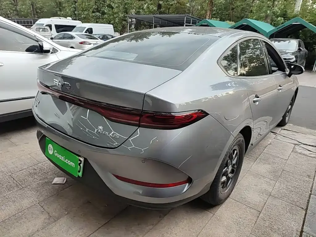BYD Qin PLUS 2025 DM-i Smart Drive 55KM Leader — Фото автомобиля 6