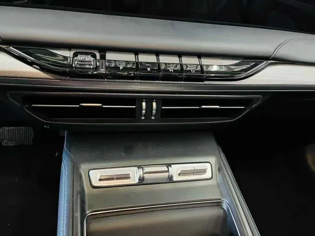 Lincoln Z — Фото автомобиля 14