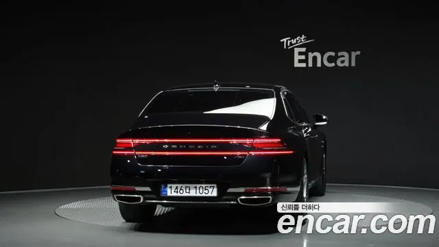 Genesis G90 Бензин 3.5 турбо AWD — Фото автомобиля 4