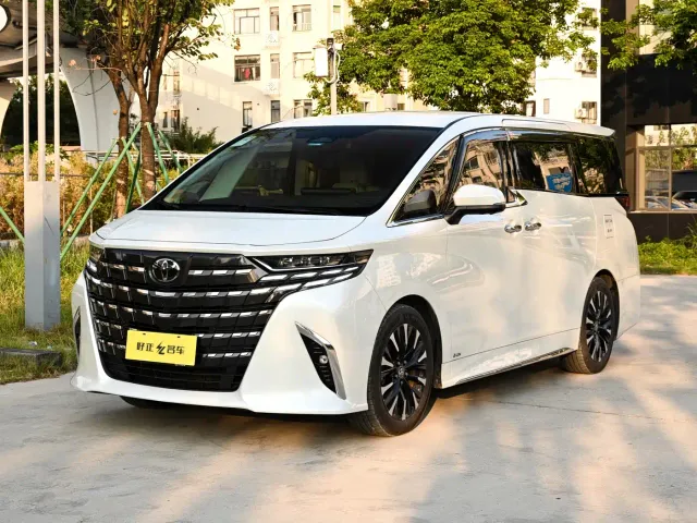 Фотография автомобиля — Toyota Alphard