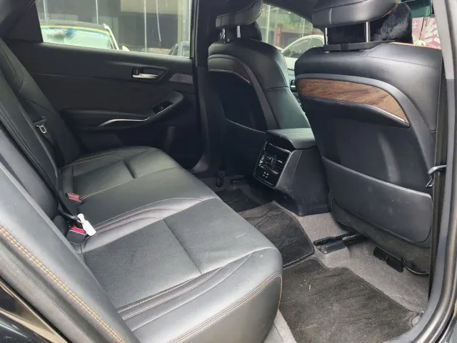 Toyota Avalon — Фото автомобиля 4