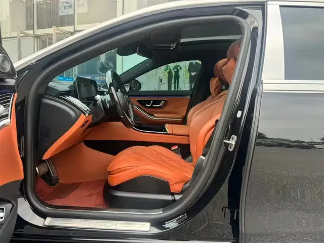 Mercedes-Benz Maybach S-Class — Фото автомобиля 16