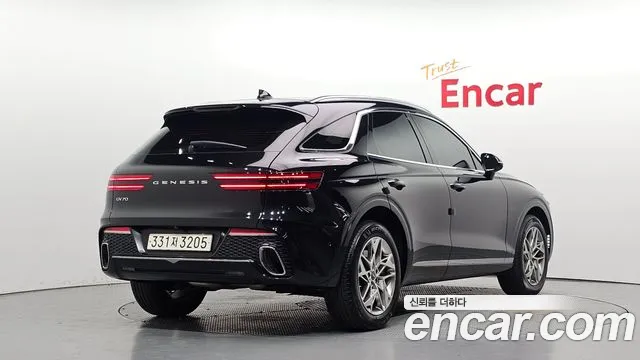 Genesis GV70 2.5T Бензин 2WD — Фото автомобиля 2