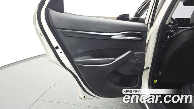 Kia Seltos — Фото автомобиля 14