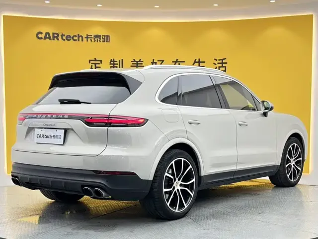 Porsche Cayenne — Фото автомобиля 5