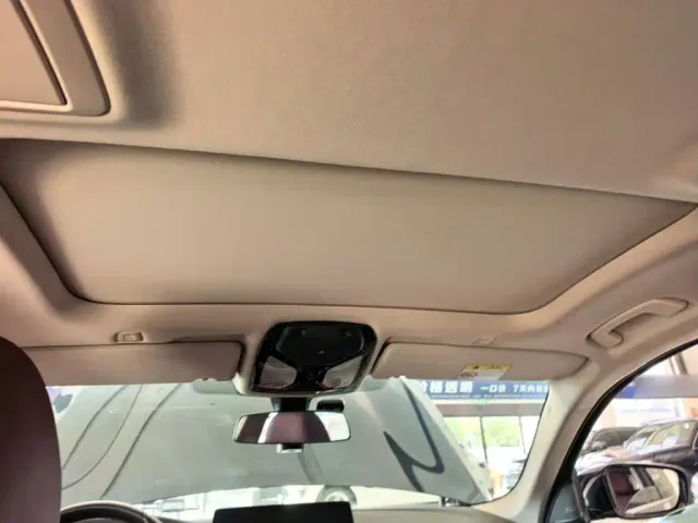 BMW 5 Series — Фото автомобиля 17