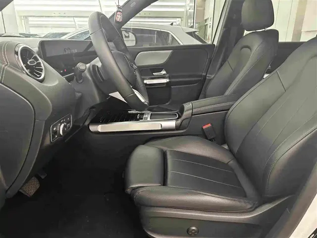 Mercedes-Benz GLB-Class — Фото автомобиля 8