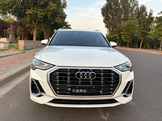 Audi Q3 — Фото автомобиля 2