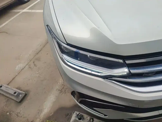 Volkswagen Tiguan L — Фото автомобиля 10