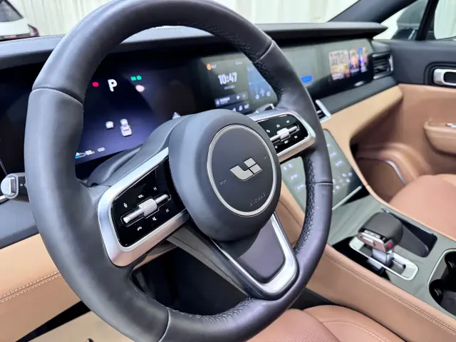 Li Auto ONE — Фото автомобиля 10