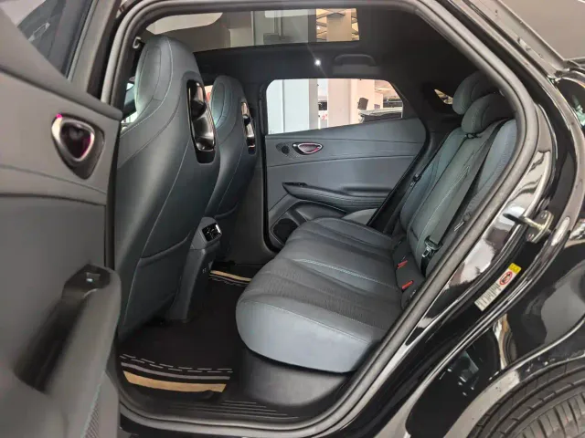 BYD Seal 06 GT — Фото автомобиля 5