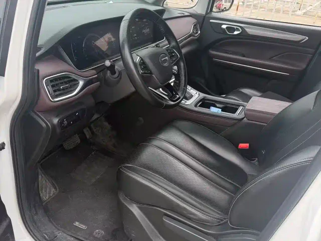 GAC Trumpchi M6 — Фото автомобиля 4