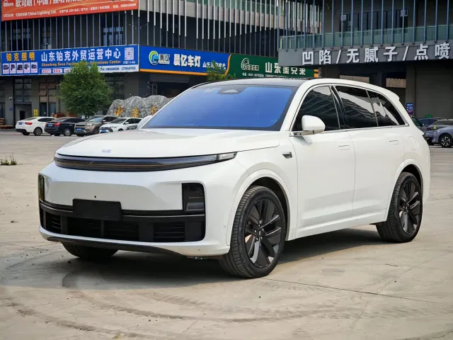 Фотография автомобиля — Li Auto L7