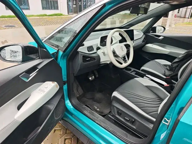 Volkswagen ID.3 — Фото автомобиля 20
