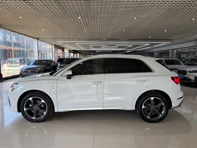 Audi Q3 — Фото автомобиля 6