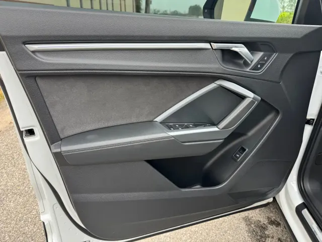 Audi Audi Q3 2024 35 TFSI Progressive Elegance — Фото автомобиля 14