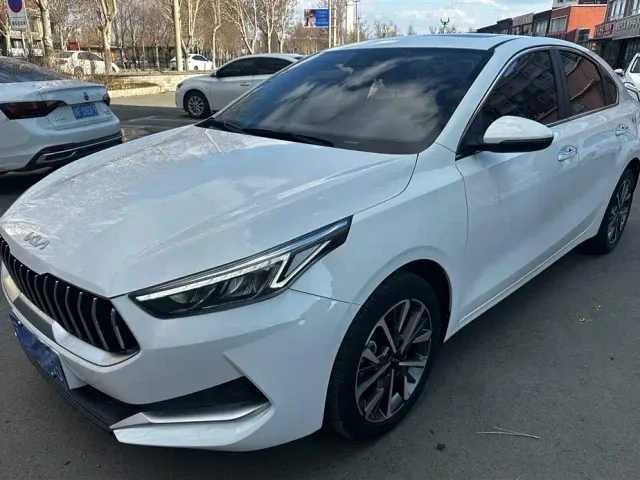 Фотография автомобиля — Kia K3