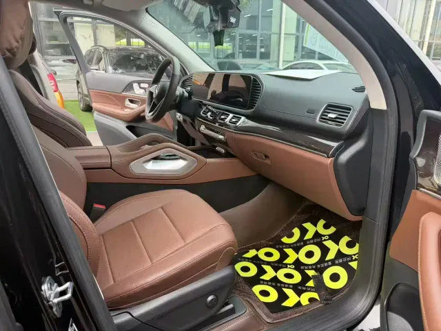 Mercedes-Benz GLE-Class — Фото автомобиля 8