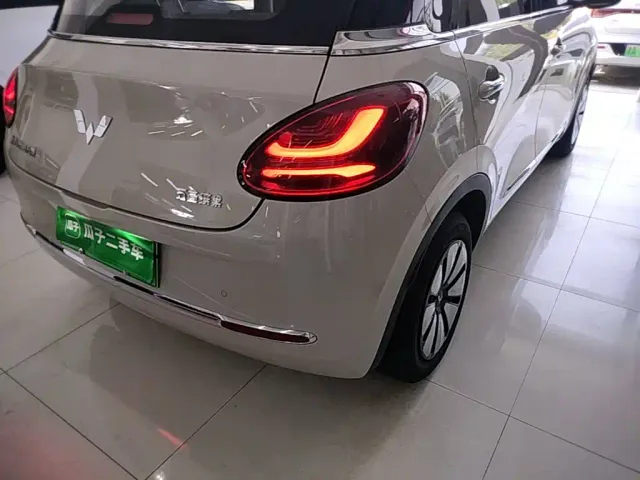 Wuling Bingo — Фото автомобиля 7