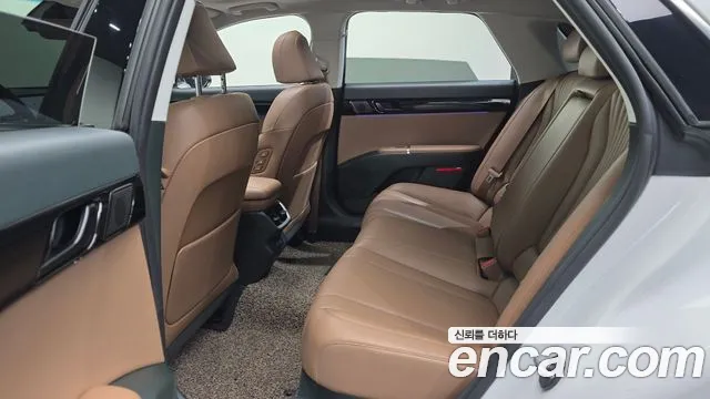 Hyundai Grandeur GN7 — Фото автомобиля 16