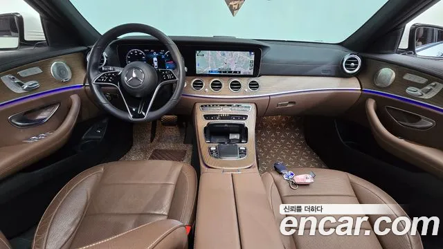 Mercedes-Benz E-Class W213 — Фото автомобиля 10
