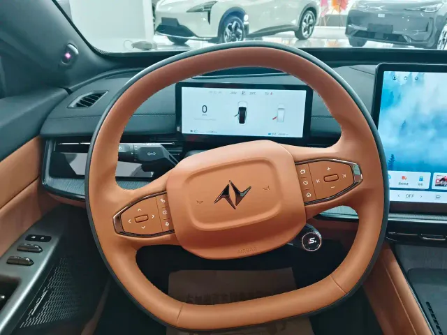 Dongfeng eπ 007 — Фото автомобиля 7