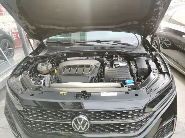Volkswagen Passat 2023 330TSI Starlight Elite Edition — Фото автомобиля 15