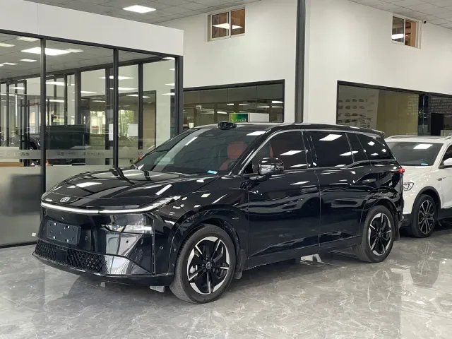 Фотография автомобиля — Toyota BoZhi 3X