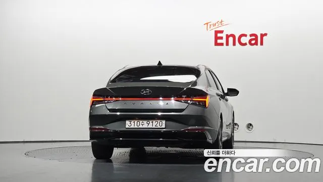 Hyundai Avante CN7 — Фото автомобиля 3